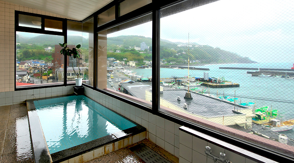 源泉100％かけ流し 天然温泉